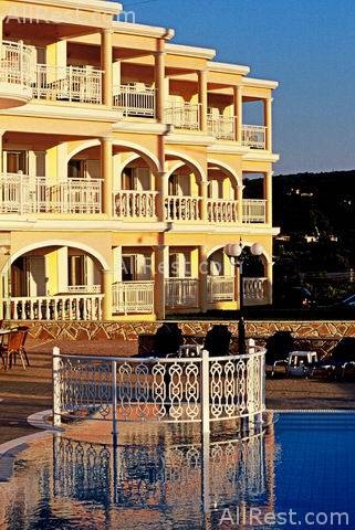 Arkadia Hotel & Apartments 29